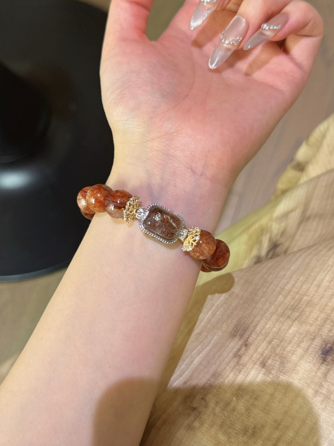 ▫️▪️ Red glue festoon ghost box bracelet